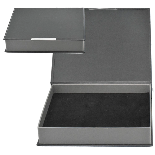 Siyah Suni Deri Set Kutusu (31,7 x 28,8 x 5,8 cm)